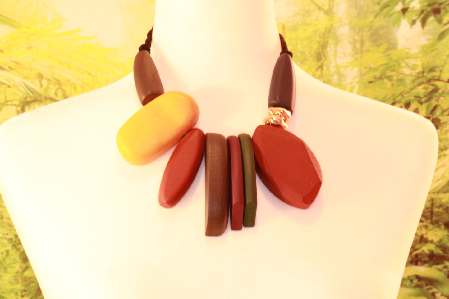 Wood Color Rocks Necklace
